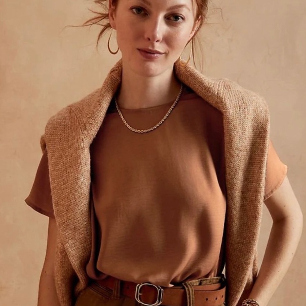 Banana Republic Factory Essential Crew-Neck Top | Med